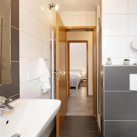 Kellenhuus Tatil Evi