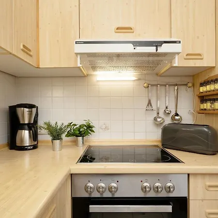 Kellenhuus Tatil Evi